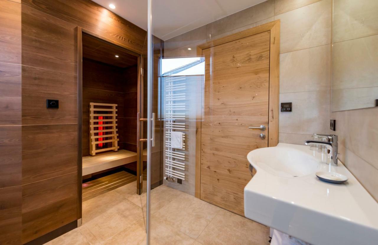 Tiroler Weinstube Aparthotel Seefeld in Tirol Kültér fotó