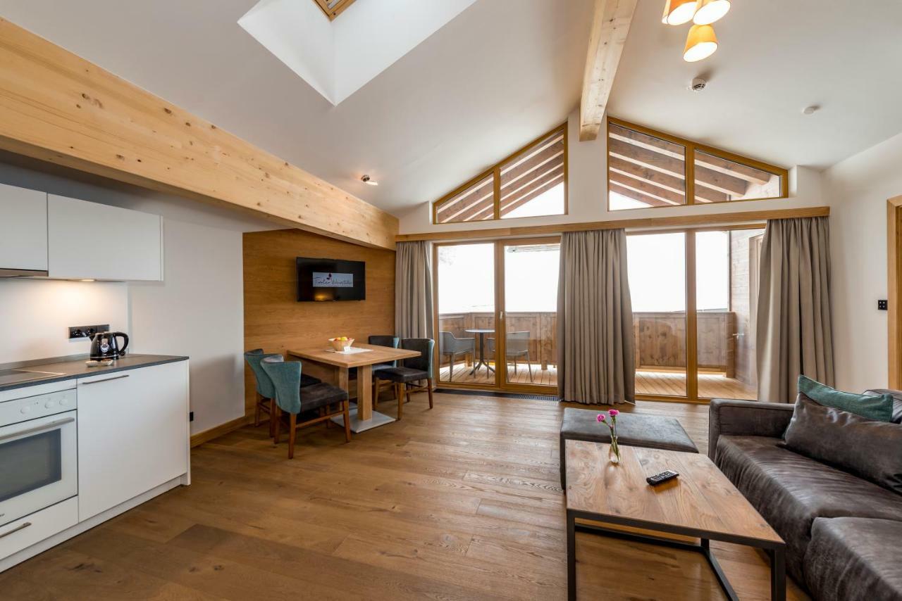 Tiroler Weinstube Aparthotel Seefeld in Tirol Kültér fotó
